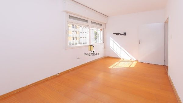 Vende-se apartamento com 3 quartos (1 suíte), 97 m² e 1 vaga – Bom Fim