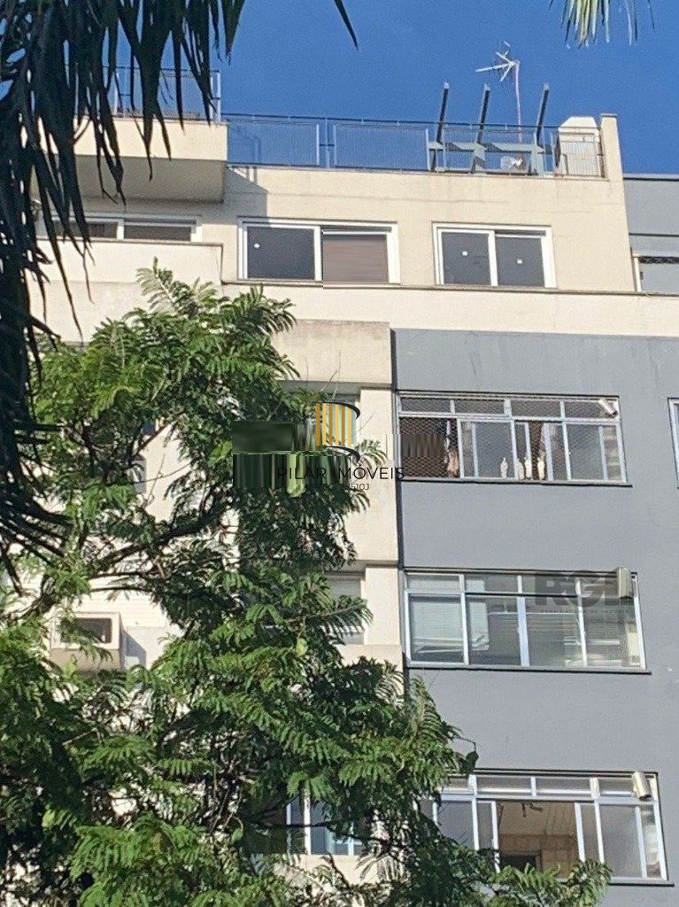 Vende-se ampla cobertura com 3 dormitórios 3 vagas - 269m² - Bairro Moinhos de Vento