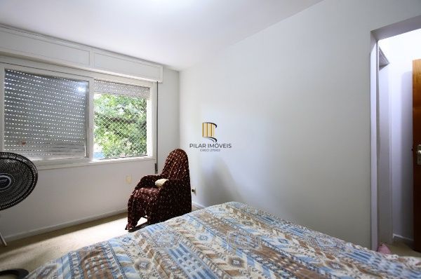 Vende-se apartamento com 3 quartos (1 suíte), 104 m² e 1 vaga – Moinhos de Vento