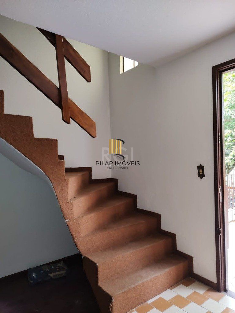 Casa para Venda - 98m², 2 dormitórios, 2 vagas - Alto Petrópolis
