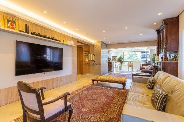 Apartamento com 4 quartos, 1 suíte e 2 vagas — 200 m² — Bela Vista - Pilar Imóveis
