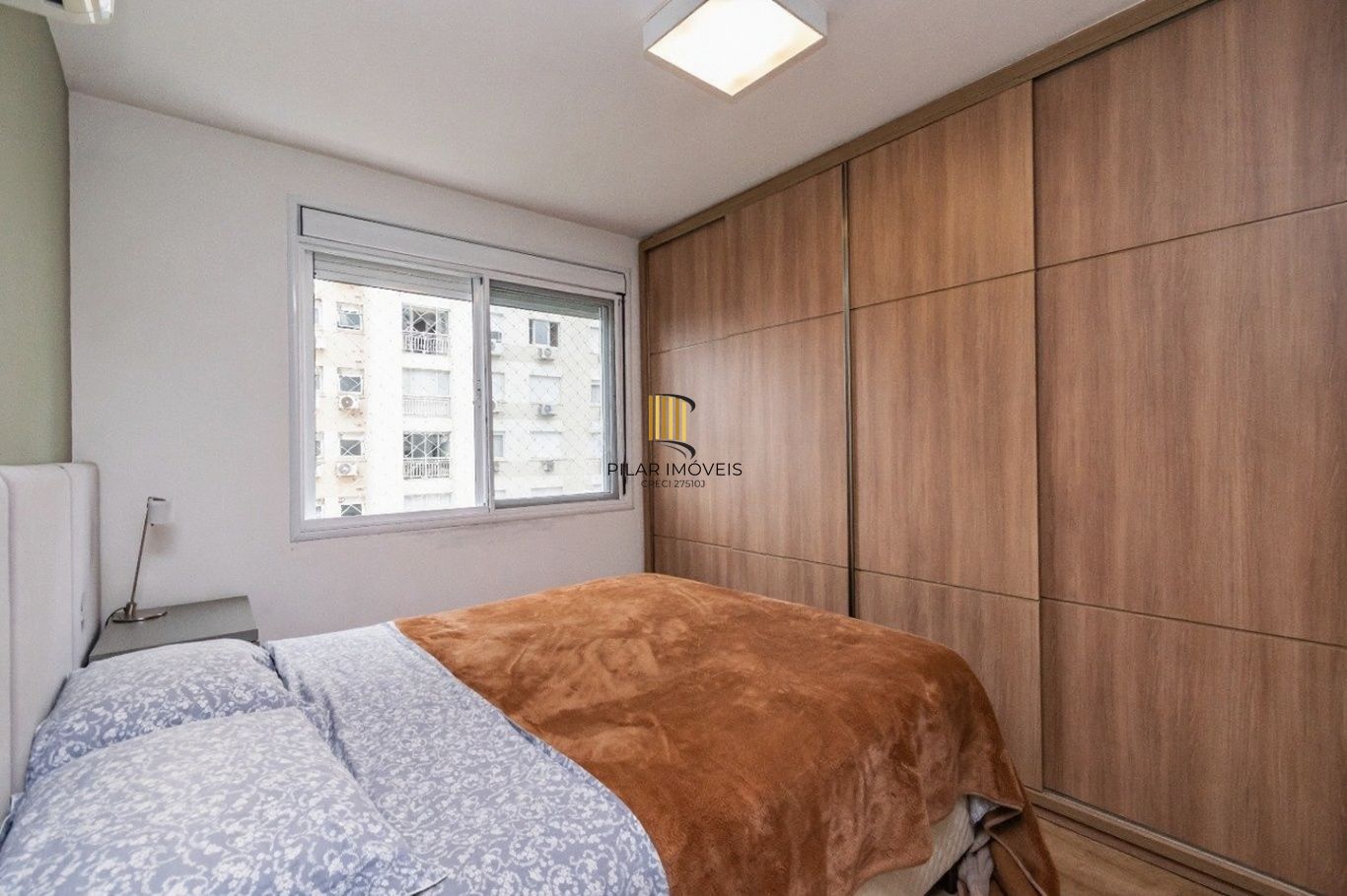 Vende-se apartamento com 2 quartos (1 suíte), 62m² e 1 vaga – Passo da Areia