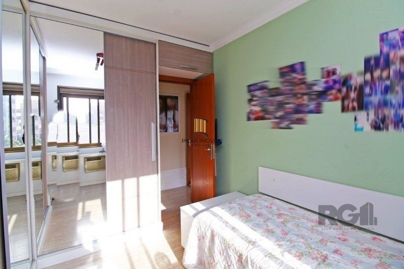 Apartamento 3 dormitórios, 1 suíte, 2 vagas - 95,75m² de área privativa no Bairro Independência
