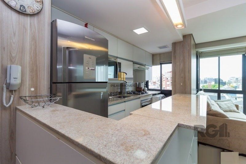 Apartamento para Venda - 38m², 1 dormitório, sendo 1 suites, 1 vaga - Menino Deus