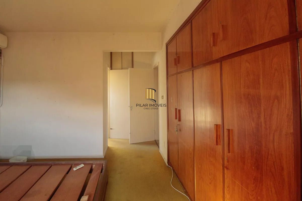 Vende-se apartamento com 4 quartos (1 suíte), 204 m² e 2 vagas - Rio Branco