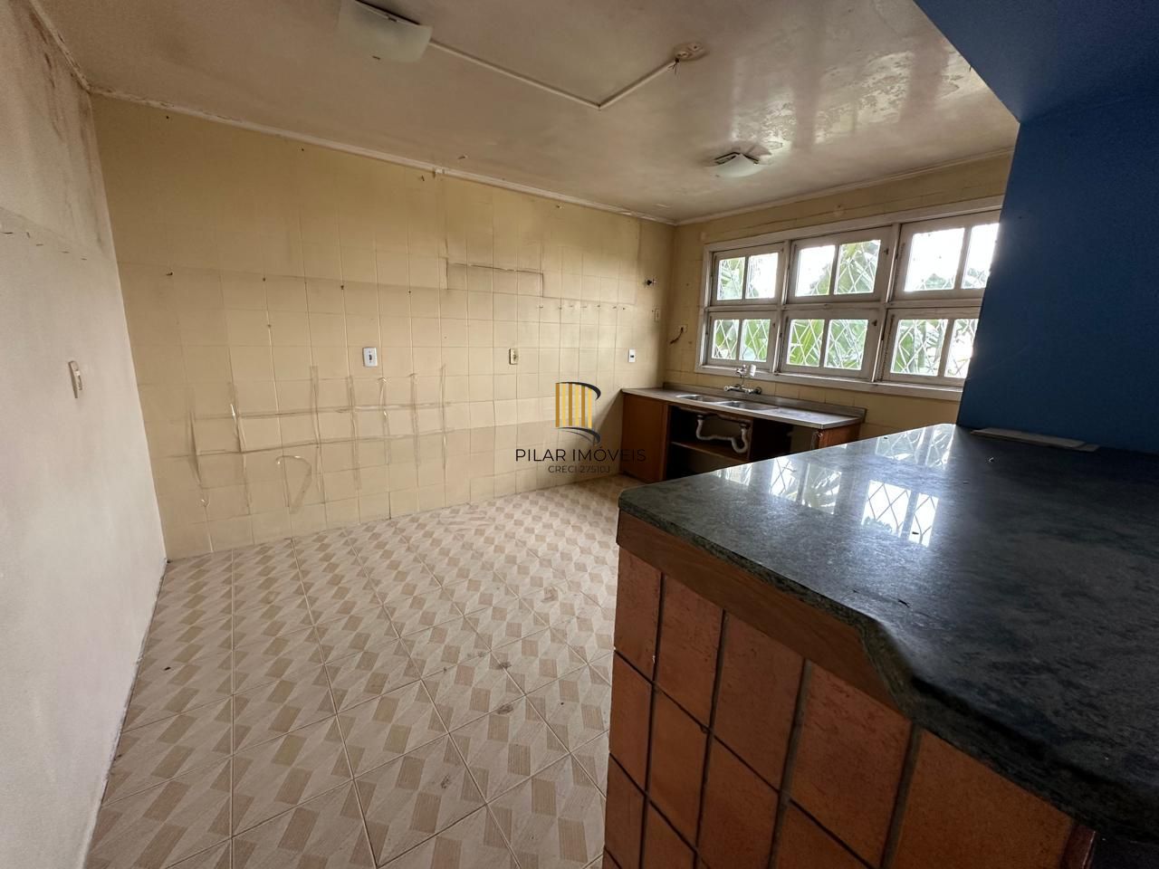 Casa em condomínio com 3 quartos, suíte e 200 m² – Tristeza