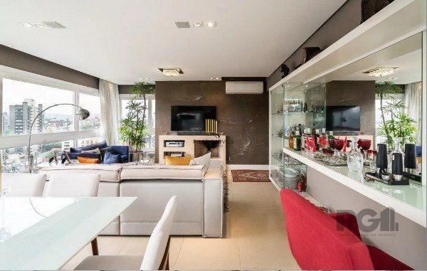 Vende-se luxuoso apartamento 3 suítes, 2 vagas a 50m da Encol - 148m² - Bela Vista