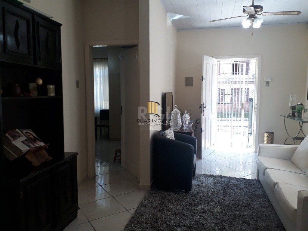 Casa para Venda - 152m², 3 dormitórios, sendo 1 suites, 1 vaga - Passo da Areia