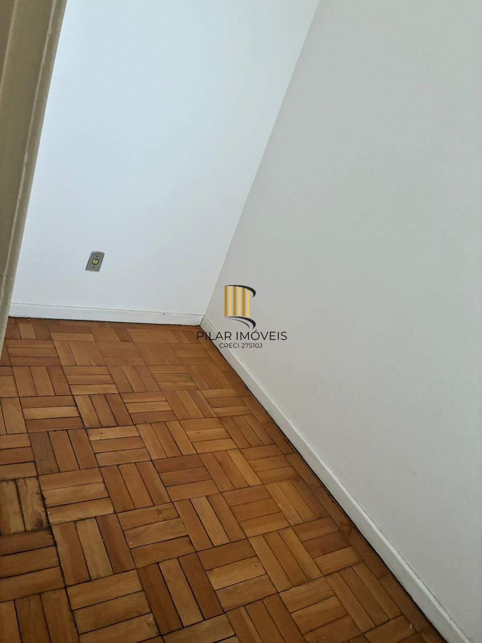 Vende-se apartamento com 3 quartos (1 suíte) - Venâncio Aires