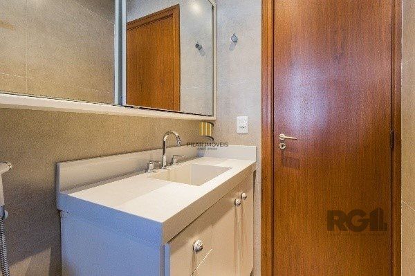 Vende-se luxuoso apartamento 3 quartos com suíte, 2 vagas, lareira, churrasqueira, próximo da encol - 133m² - Bela Vista