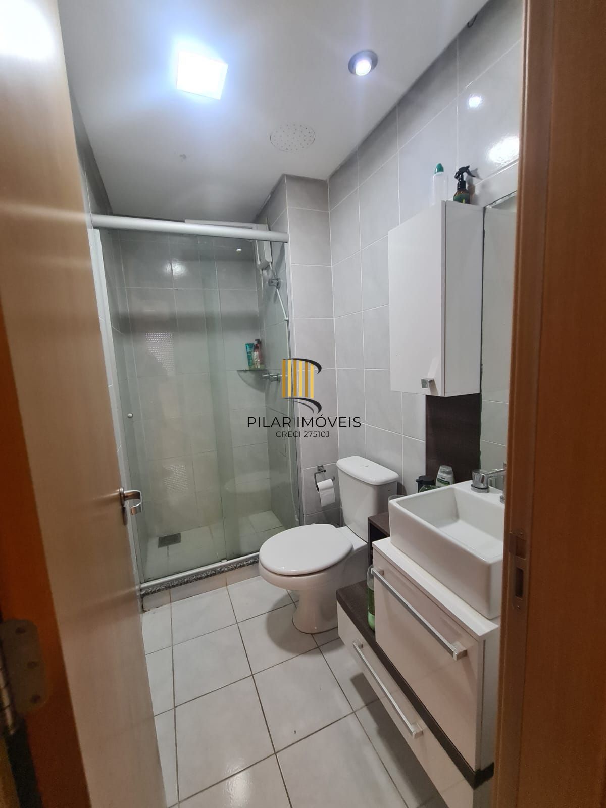 Vende-se apartamento com 3 quartos (1 suíte), 71 m² privativos e 2 vagas – Partenon