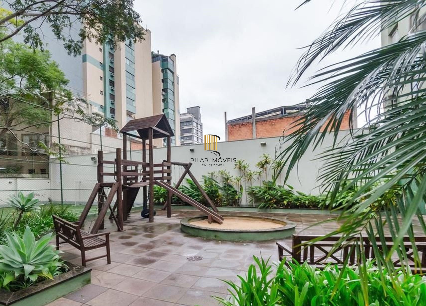 Vende-se apartamento com 2 quartos (1 suíte), 79m² e 2 vagas – São Geraldo