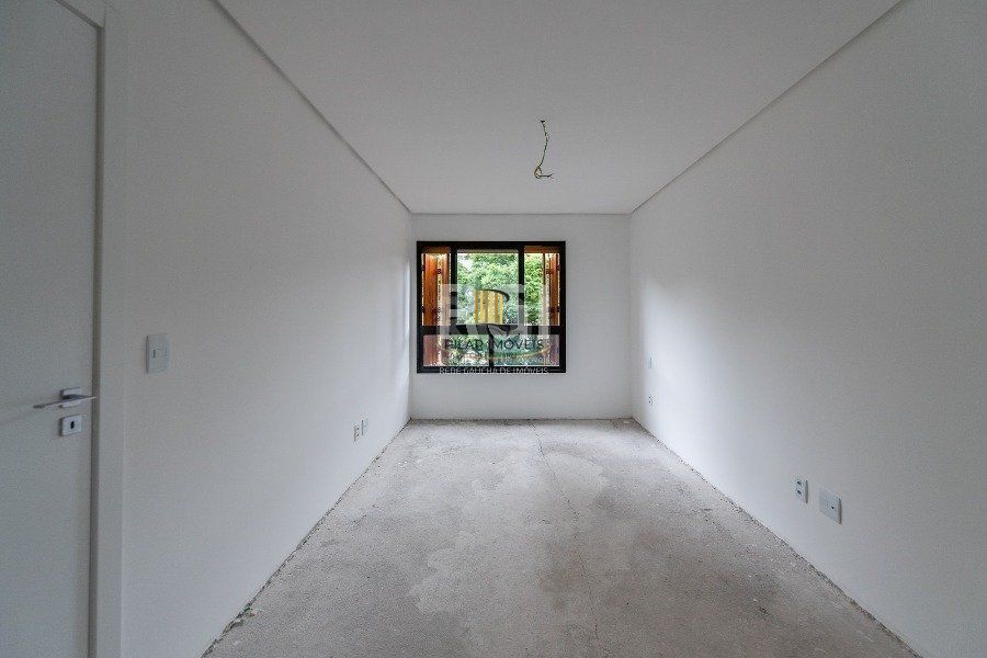 Apartamento para Venda - 102m², 2 suítes com 2 vagas - Petrópolis