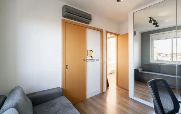Vende-se amplo apartamento com 3 suítes, 126m² e 2 vagas - Petrópolis