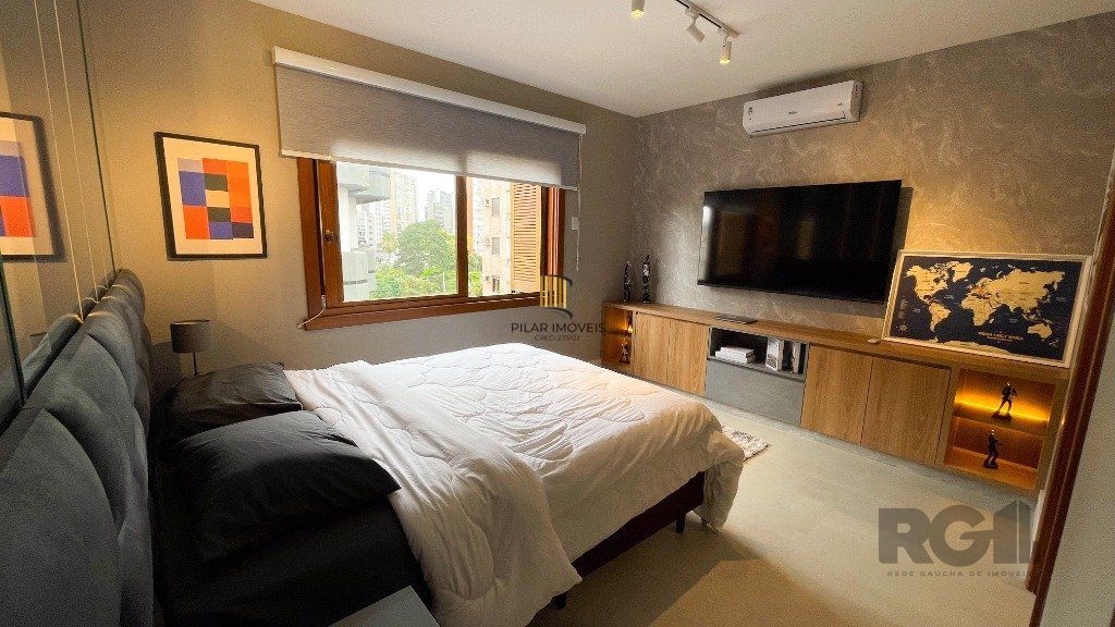Vende-se luxuoso apartamento 3 quartos com suíte, 2 vagas, com churrasqueira e hidro - 148m² -  Petrópolis
