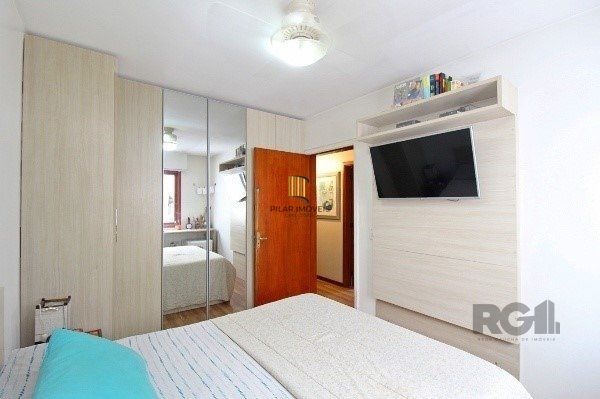 Apartamento com 3 Dormitórios, Suíte e Sacada e 1 vaga - 115m² - Petrópolis