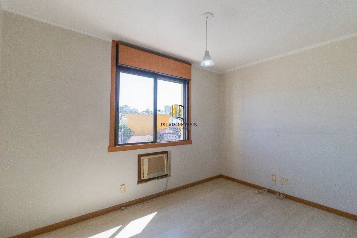 Vende-se apartamento com 3 quartos (1 suíte), 90m² e 2 vagas – Passo da Areia