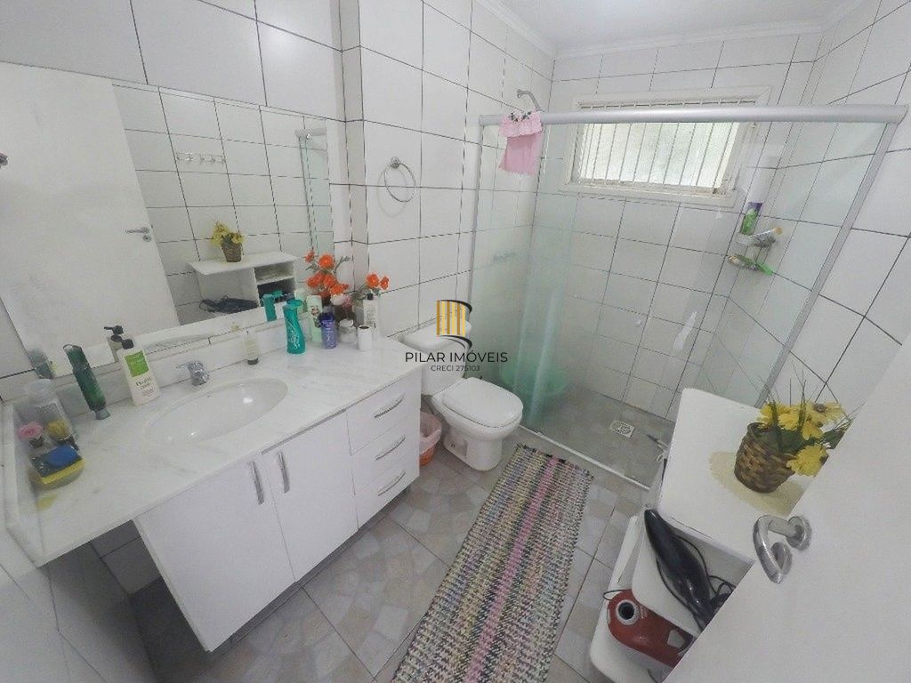 Vende-se casa com 4 quartos( 1 suíte), 156 m² e 2 vagas - Partenon