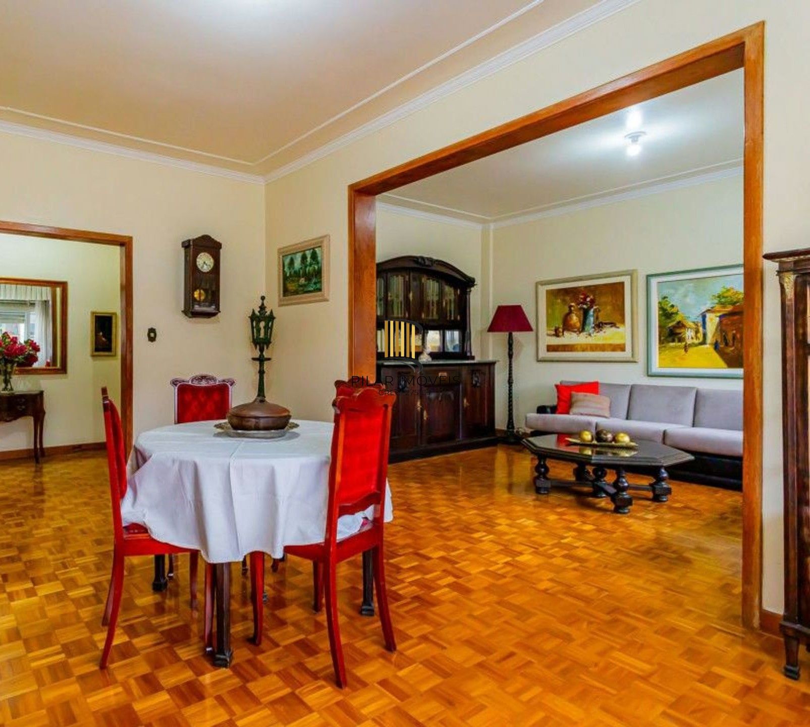 Vende-se apartamento com 4 quartos (1 suíte), 196m² e 1 vaga - Independência