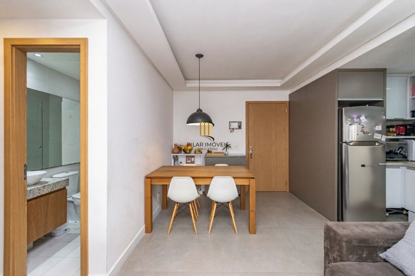 Vende-se apartamento com 2 quartos (1 suíte), 62m² e 1 vaga – Passo da Areia