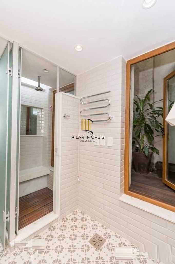 Vende-se luxuoso apartamento 3 quartos com suíte, com dependência completa, 2 vagas cobertas, próximo da Encol - 204m² -  Bela Vista