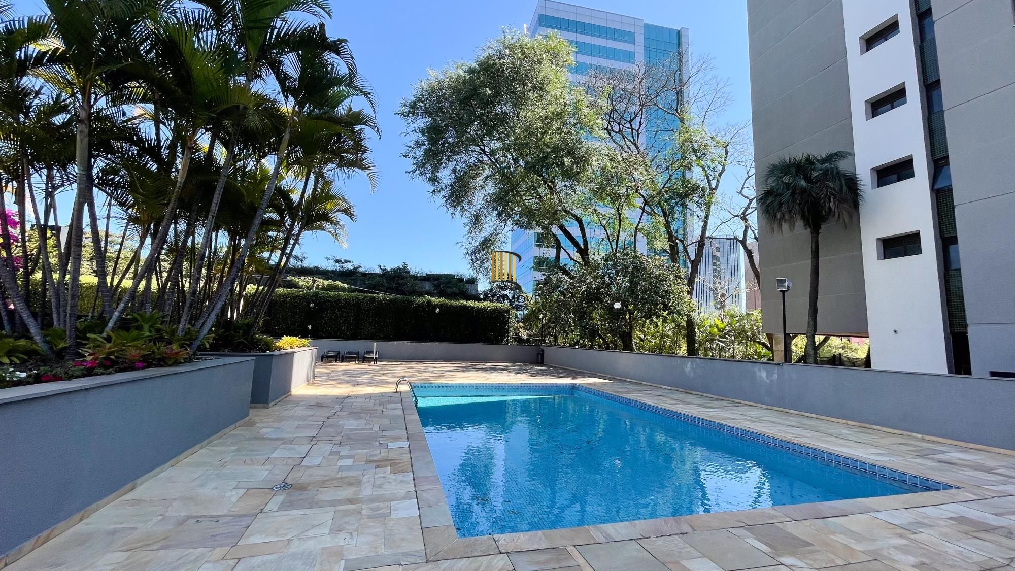 Vende-se apartamento com 3 quartos (1 suíte), 100m² e 1 vaga - Jardim Europa