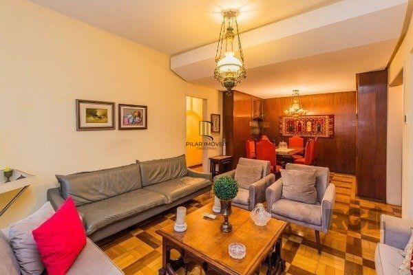 Amplo Apartamento de 3 quartos com suíte e 2 sacadas, com Vista para o Guaíba e 1 Vaga - Moinhos de Vento - 126m²