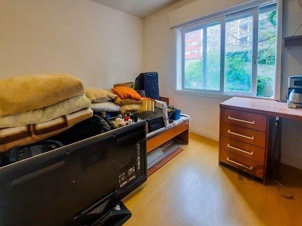Vende-se ampla cobertura 2 quartos com suíte e vaga coberta e escriturada - 134m² -  Rio Branco