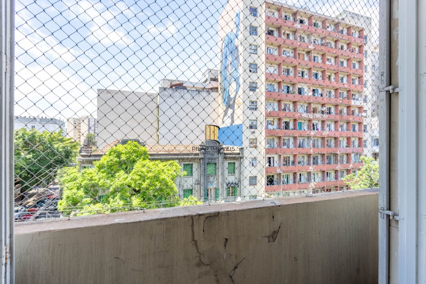 Vende-se apartamento com 2 quartos, 79 m² e sacada - Centro Histórico
