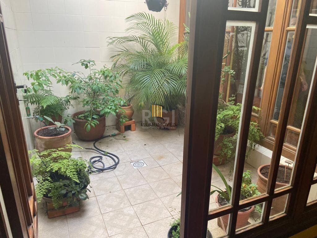 Casa à venda – 3 quartos, 1 suíte, 5 vagas – Chácara das Pedras