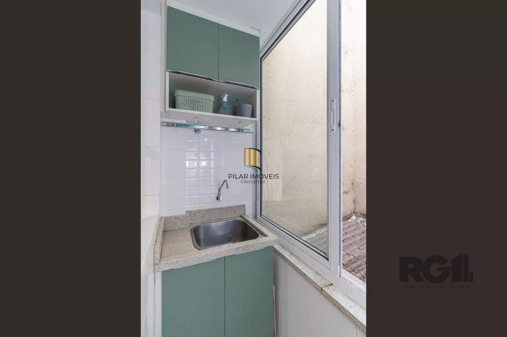 Apartamento 1 dormitório 1 banheiro no Bairro Centro Histórico