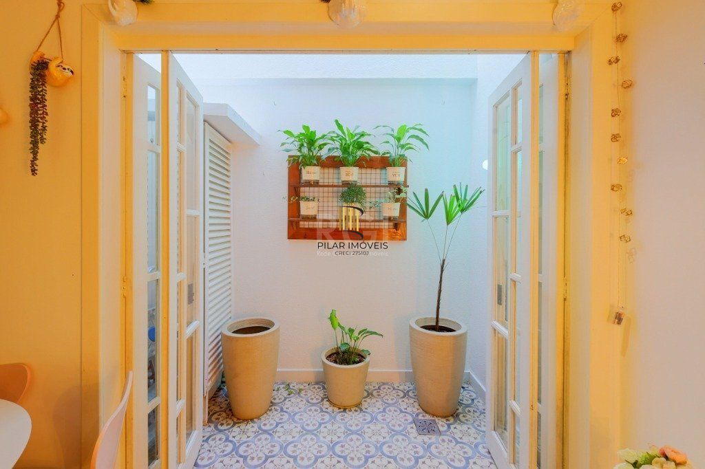 Casa Condominio para Venda - 193.67m², 3 dormitórios, sendo 1 suites, 3 vagas - Chácara das Pedras