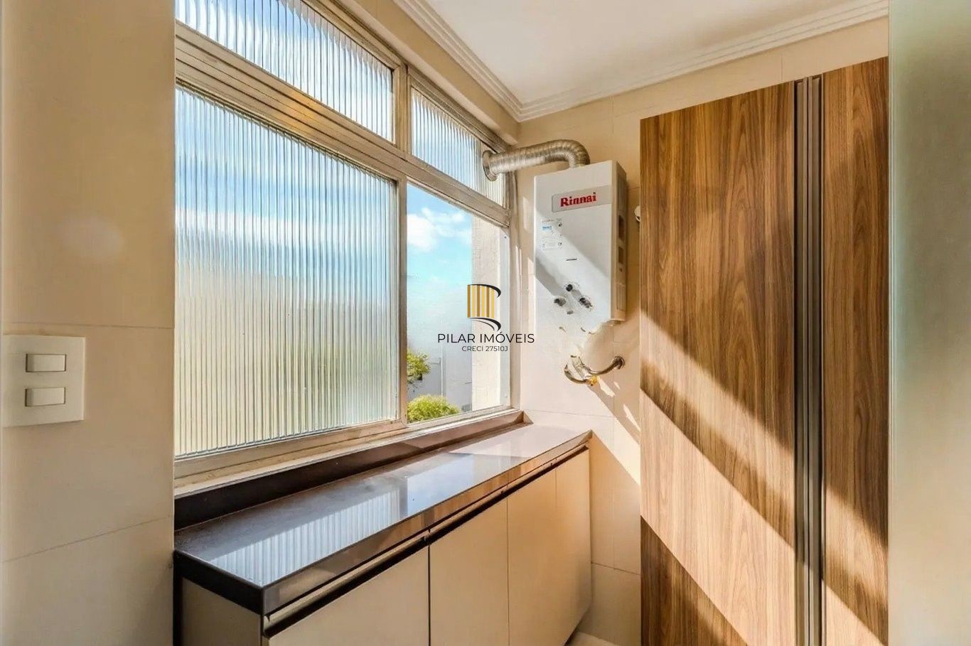 Vende-se apartamento com 3 quartos (1 suíte), 89m² e 1 vaga – Bom Fim