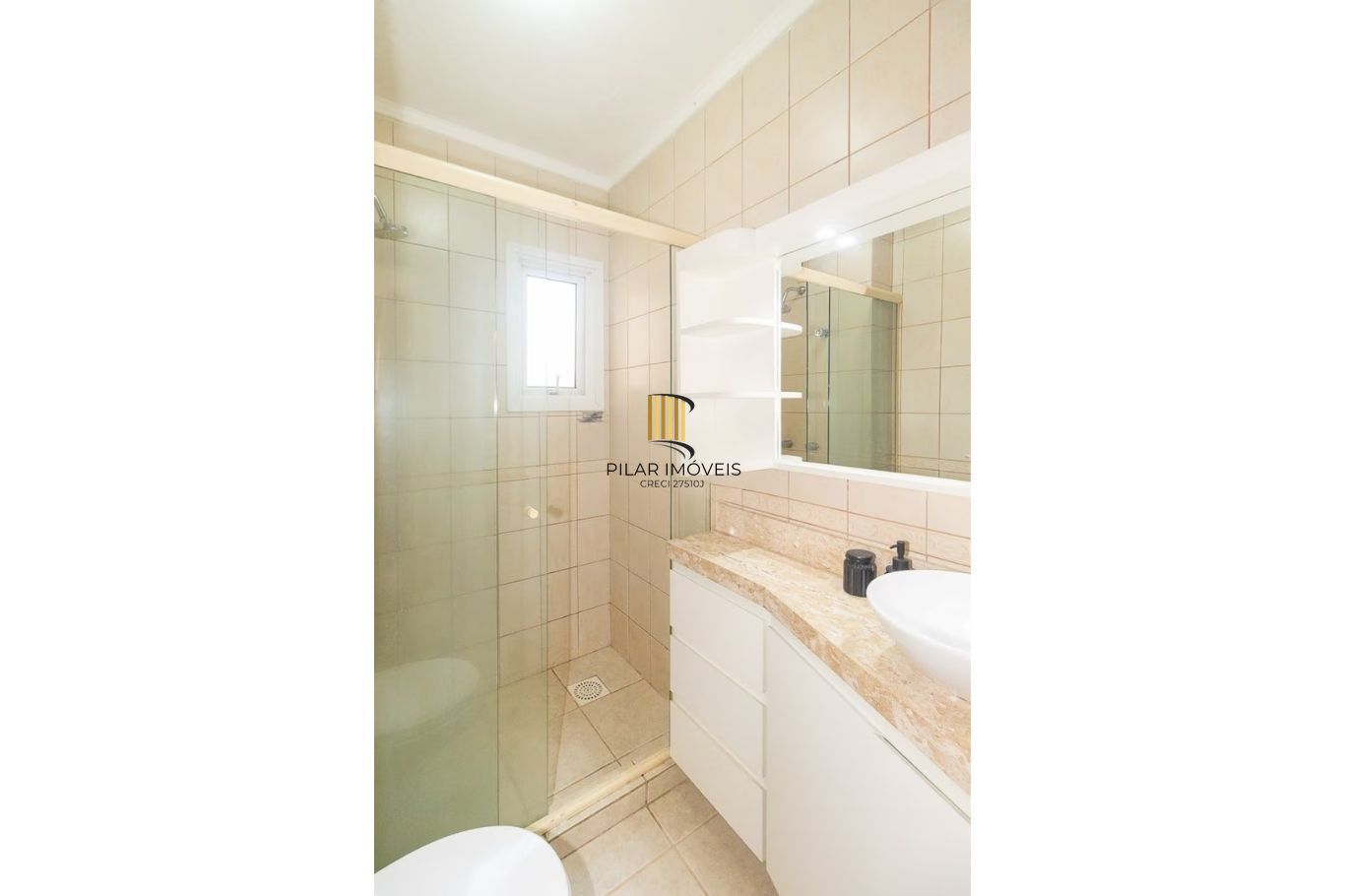 Apartamento com 1 quarto e 47m² à venda em Bela Vista, Porto Alegre.
