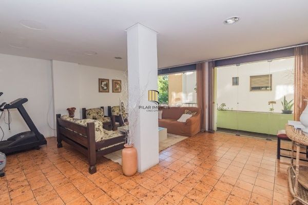 Apartamento reformado com 3 quartos, suíte e 2 vagas – 113 m² -  Mont Serrat