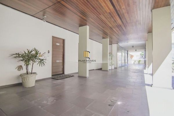 Vende-se apartamento com 3 quartos (1 suíte), 123m² e 2 vagas – Auxiliadora