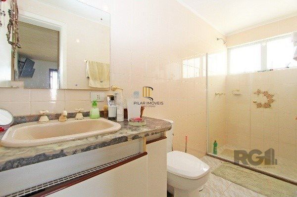 Vende-se bela cobertura 3 quartos com suíte, 2 vagas, dependencia completa em prédio com elevador - 220m² - Floresta