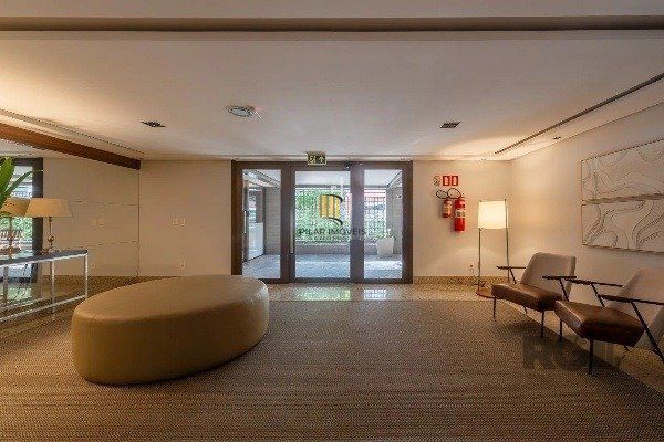 Vende-se amplo apartamento 3 dorm c/ suíte, 3 vagas, churrasqueira, lareira - 113m² - Bela Vista