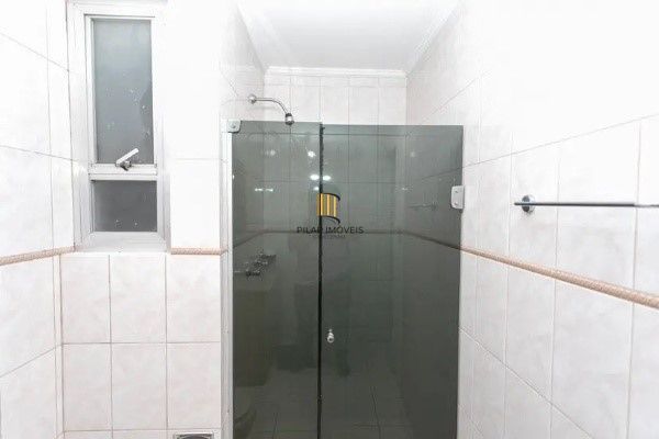 Vende-se apartamento com 3 quartos, 1 suíte, 2 vagas e 116m² - Moinhos de Vento