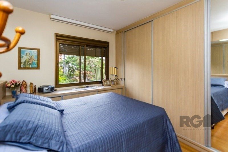 Apartamento 3 dormitórios, 1 suíte, 2 vagas - 74,91m² no Bairro Petrópolis