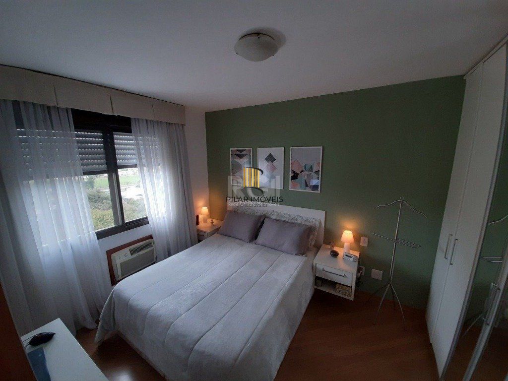 Vende-se apartamento- 82m², 3 dormitórios, 1 suites, 2 vagas - Jardim Botânico