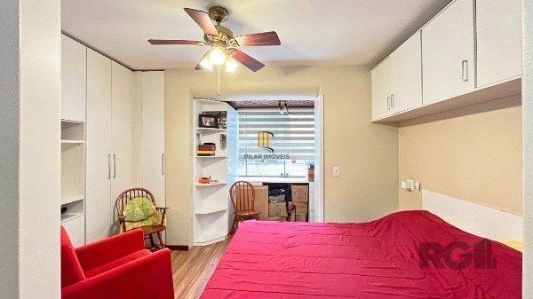 Apartamento com 3 Dormitórios, Suíte e Sacada e 1 vaga - 115m² - Petrópolis