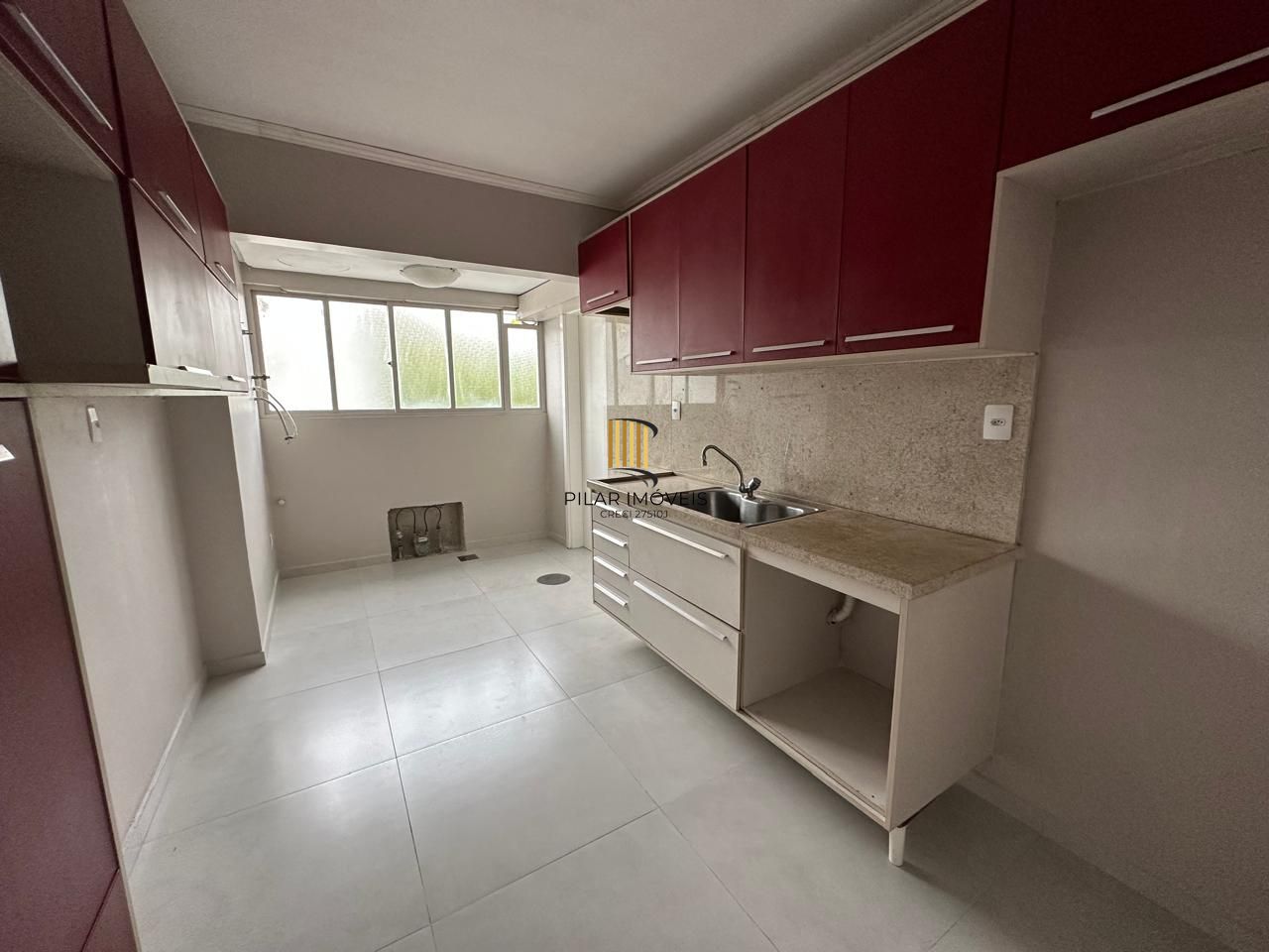 Vende-se cobertura com 2 quartos(2 suítes), piscina, 2 vagas e 235 m² – Mont`Serrat