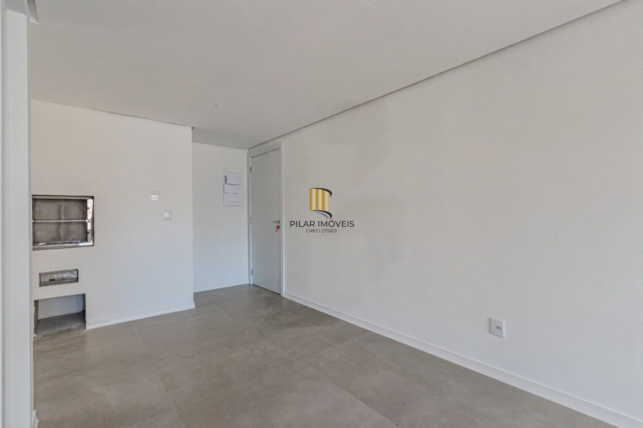 Vende-se apartamento com 1 quarto, 44,9 m² e 1 vaga – Petrópolis