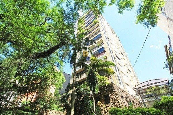 Vende-se excelente apartamento 2 quartos c/ 2 suítes, 2 vagas, living com lareira, sacada e churrasqueira - 98m² - Auxiliadora