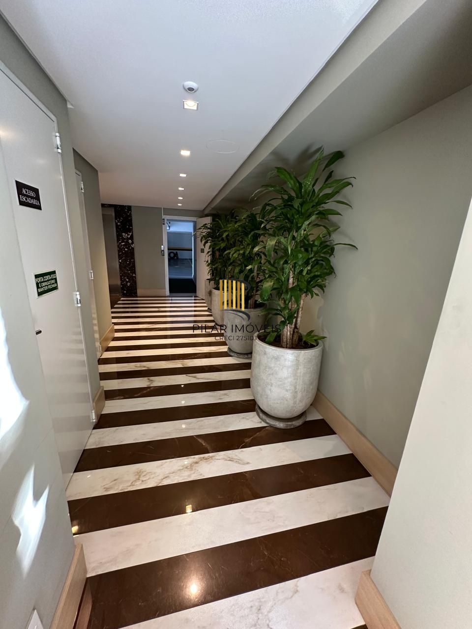 Apartamento de 2 quartos com 88 m², 2 vagas, sacada e churrasqueira - Auxiliadora