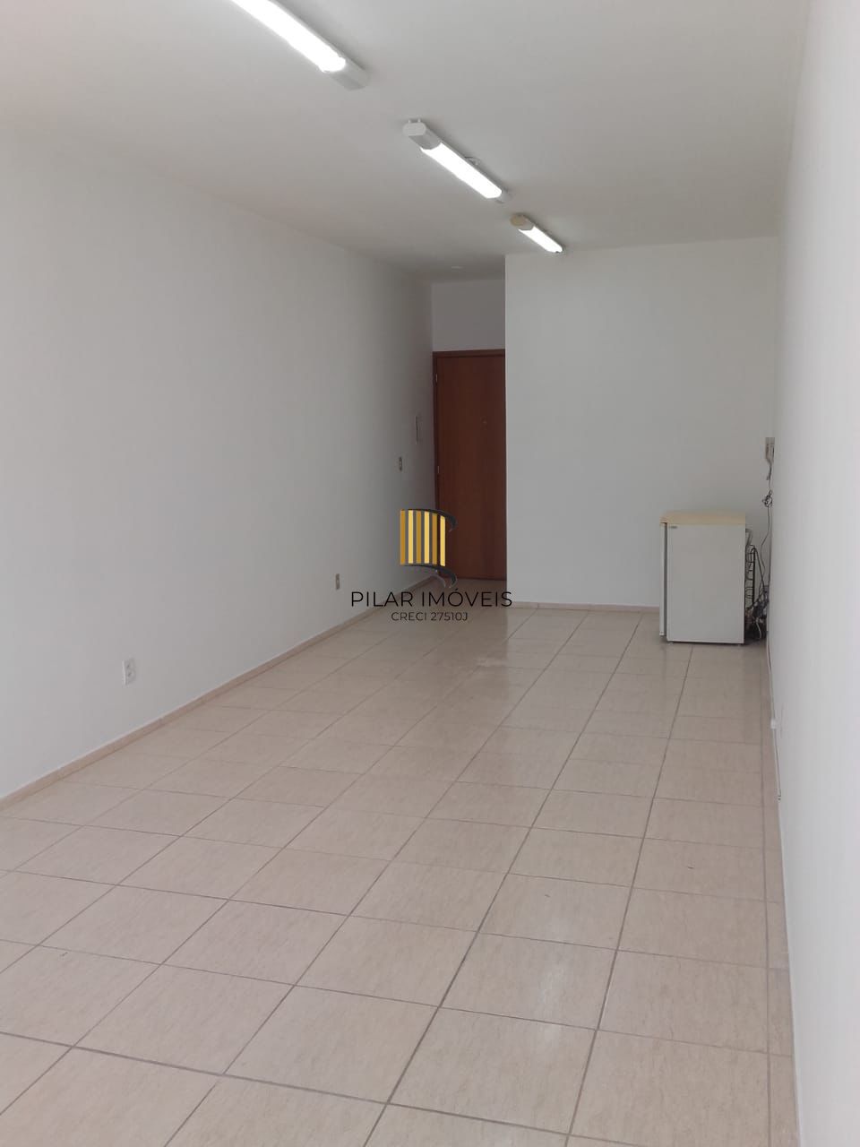 Vende-se sala comercial com 35m² - Passo D’Areia