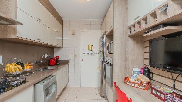Vende-se cobertura com 3 quartos (1 suíte), piscina privativa, 202m² e 2 vagas - Mont Serrat