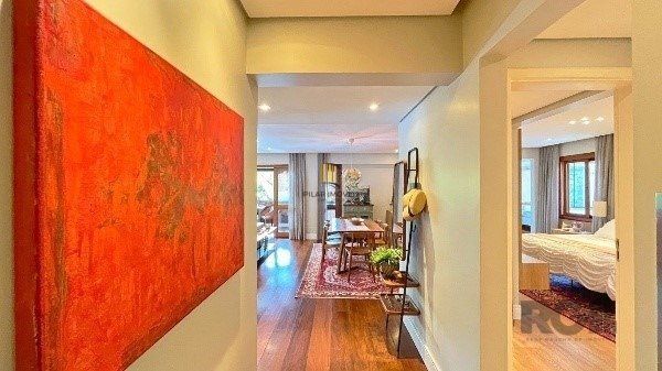 Apartamento de 200m², 4 quartos, 1 suíte e 4 vagas – Moinhos de Vento