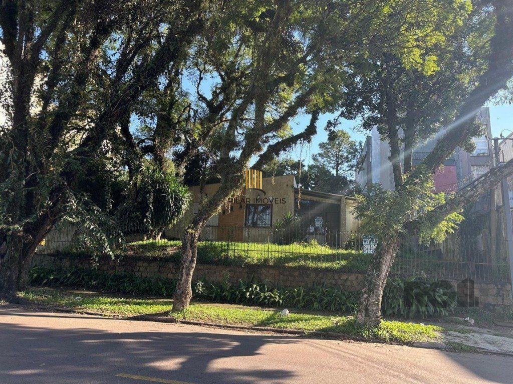 Vende-se terreno 965m² próximo a Protásio Alves e Prof. Cristiano Fischer - Petrópolis